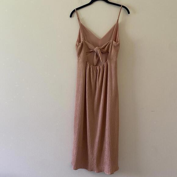 Lulus View and I Mauve Mauve Pink Tie-Back Faux-Wrap Midi Dress - Picture 6 of 9
